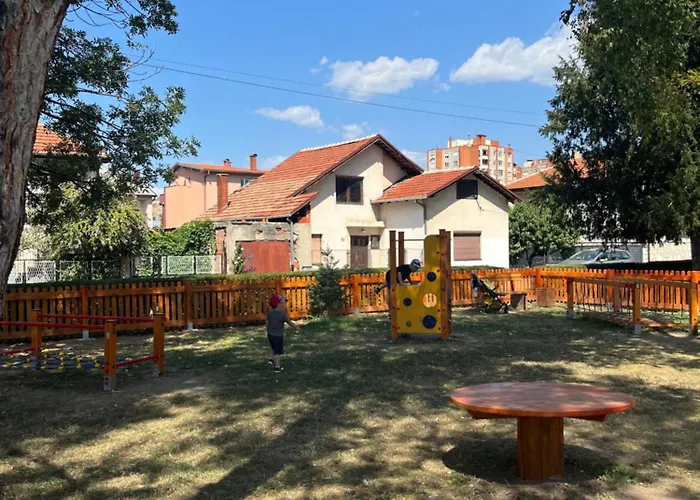 Gray Апартаменты Пирот